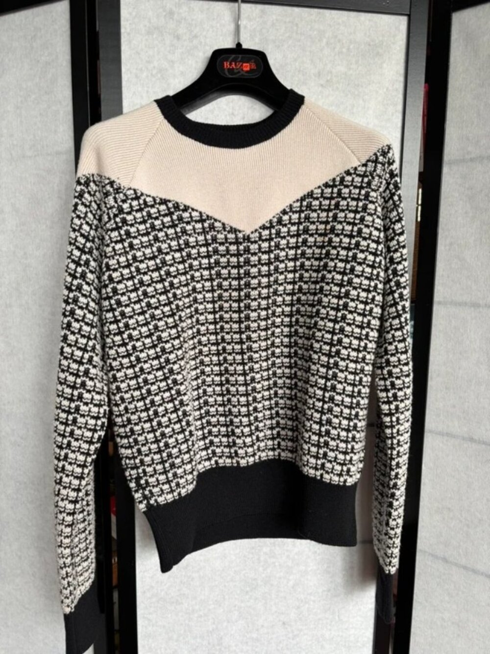 Jil Sander Beige and Black Pure Wool Jacquard Knit Sweater Size M